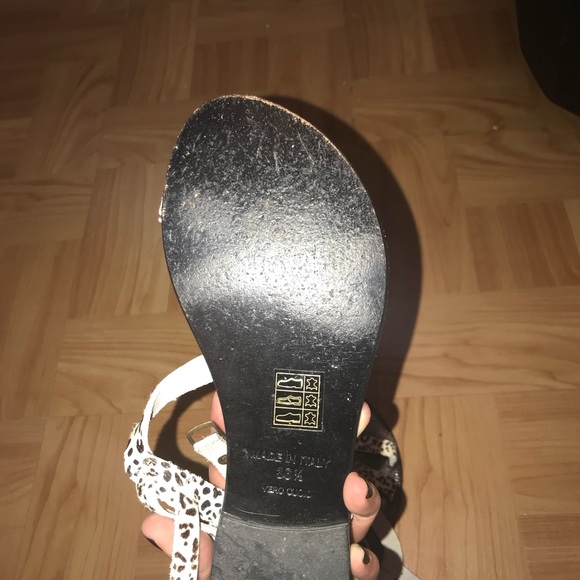 Zebra print sandal - Picture 2 of 2